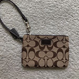 BRAND NEW AUTHENTIC Coach Wristlet